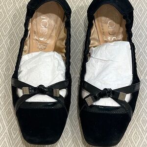 TOD'S Ballet flats Mary Jane Patent leather & suede Silver tipped tabs sz 8